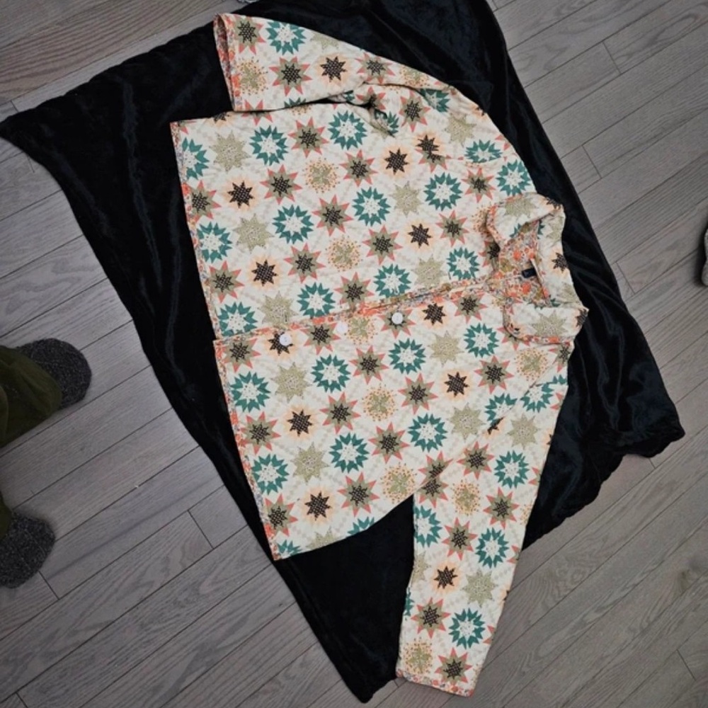 Universal Thread Multicolor Patterned Utility Jac… - image 1